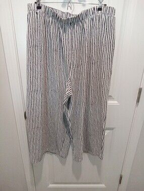 Salon Studio Size XL Black & White Striped Palazzo Cropped 24" Wide Leg Pants